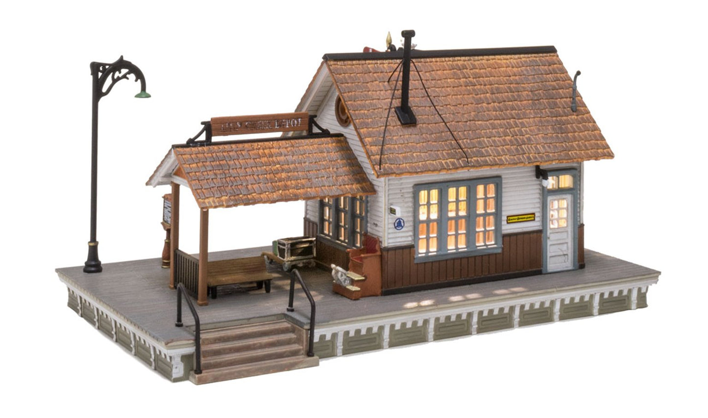 BR4942 Woodland Scenics - N Gauge Buildings - The Depot