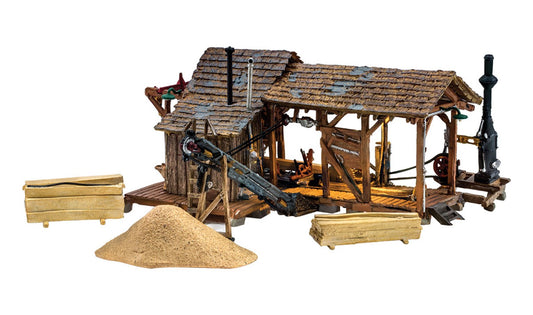 Woodland Scenics - HO Scale Buildings - Buzz's Sawmill 