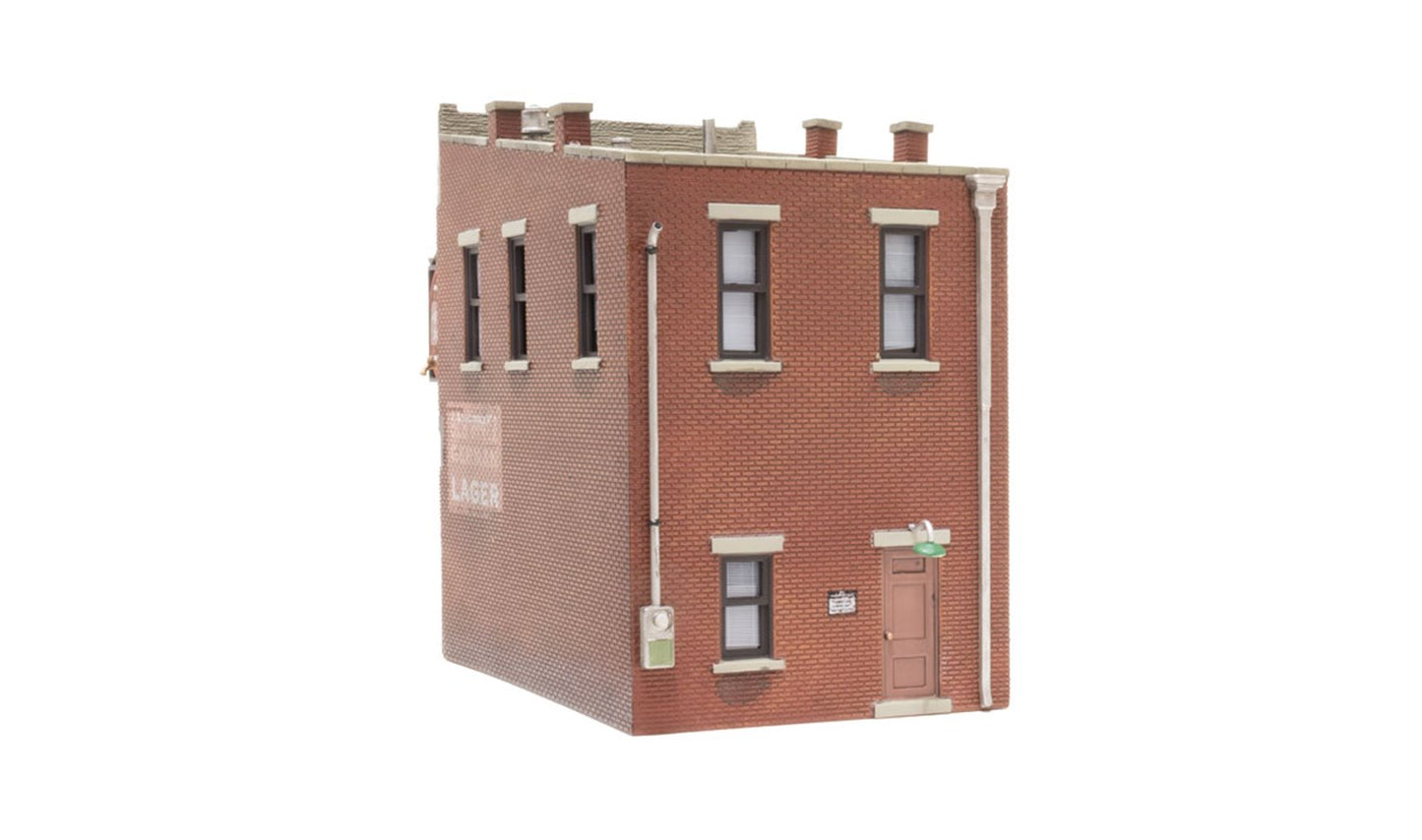 BR5049 Woodland Scenics - HO Scale Buildings - Sully's Tavern