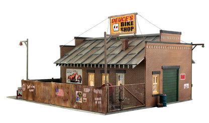 BR5846 Woodland Scenics - O Gauge Buildings - Deuce's Bike Shop