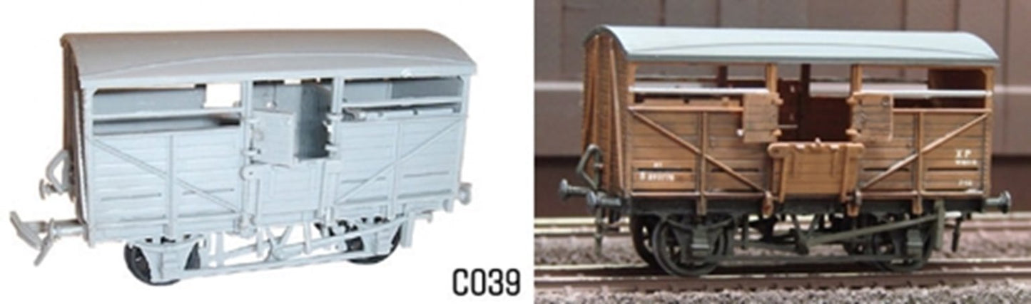 Kitmaster Cattle Wagon Kit