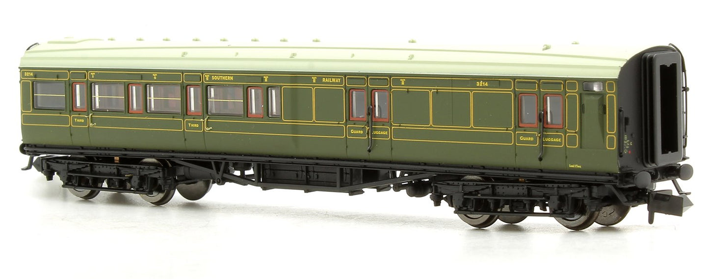 Maunsell Coach SR Brake 3rd Class Lined Green 3214