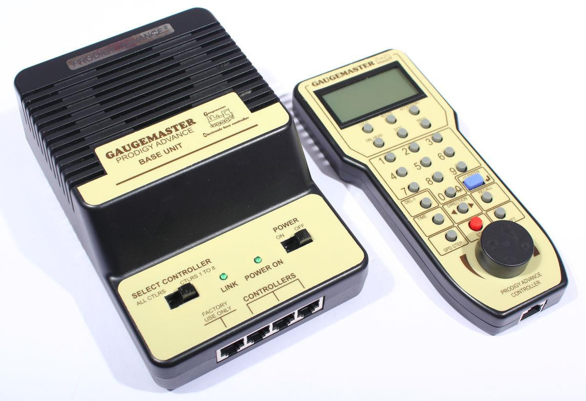 Gaugemaster DCC77 Prodigy Walkaround Adapter – Verbindet 2 Handregler Mit Express-/Drahtlos-Basis Für Modellbahn