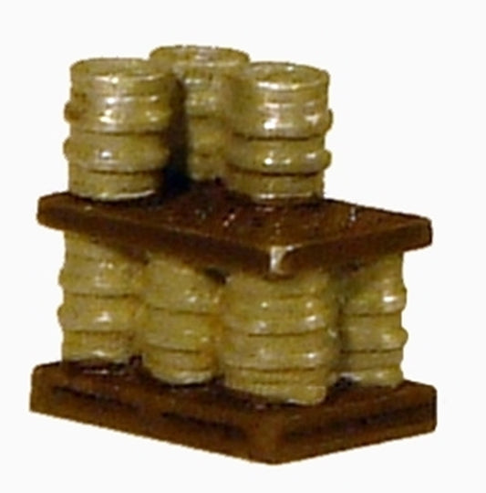 Alloy kegs on pallet- 2 tier part load