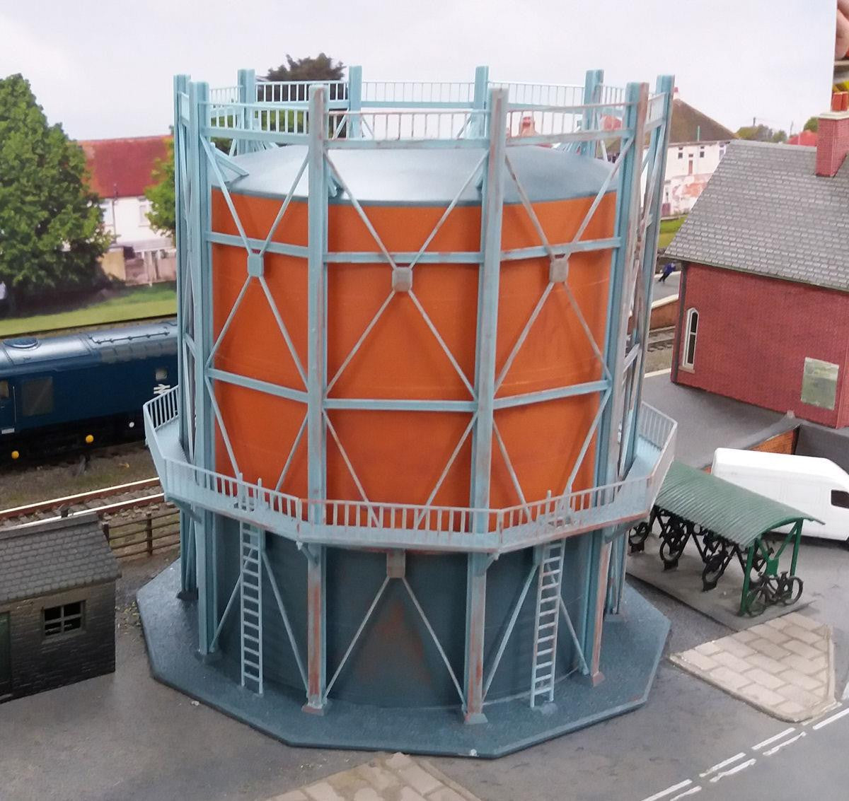 Fordhampton Gasometer Plastic Kit