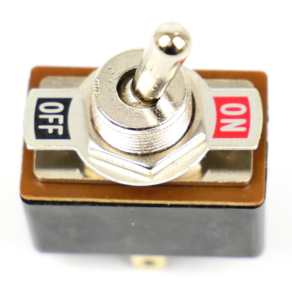 Gaugemaster GM504 A4 Toggle Switch DPDT – Rails