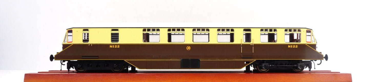 GWR AEC ‘Razor Edge' Railcar GWR Chocolate/Cream (White roof & monogram) No.22 Diesel Locomotive