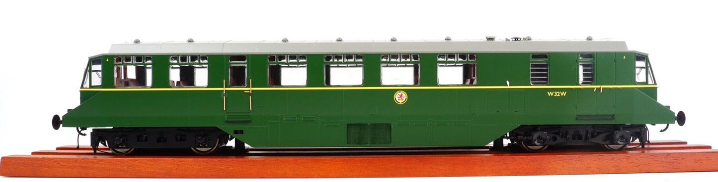 GWR AEC ‘Razor Edge' Railcar BR green with speed whiskers (white cab roofs) No.W32W Diesel Locomotive