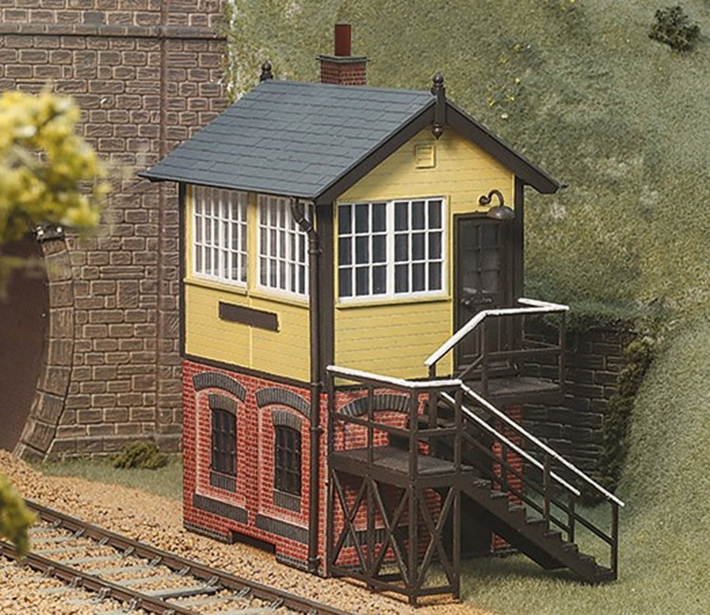 Signal Box with Brick Base Kit