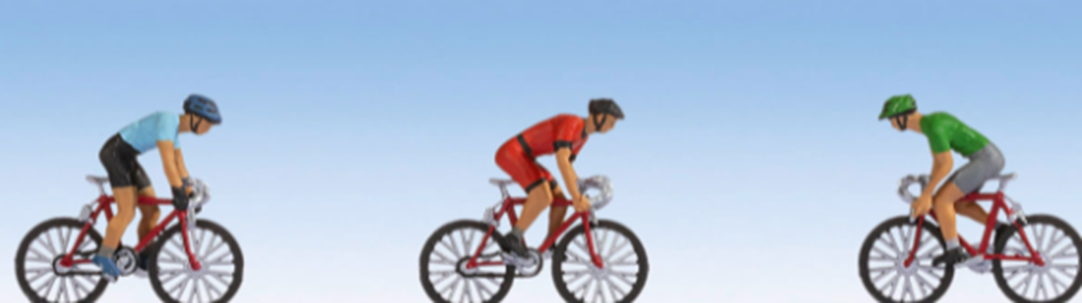 Racing Cyclists (3) Figure Set