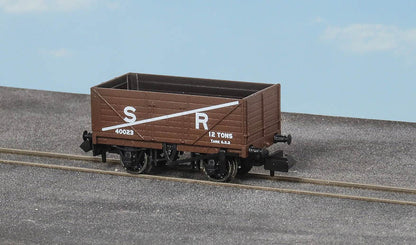 9ft 7 plank open wagon, SR, brown No.40023