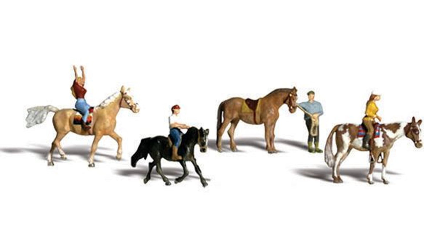 Woodland Scenics WA2159 N Gauge Figures - Horseback Riders